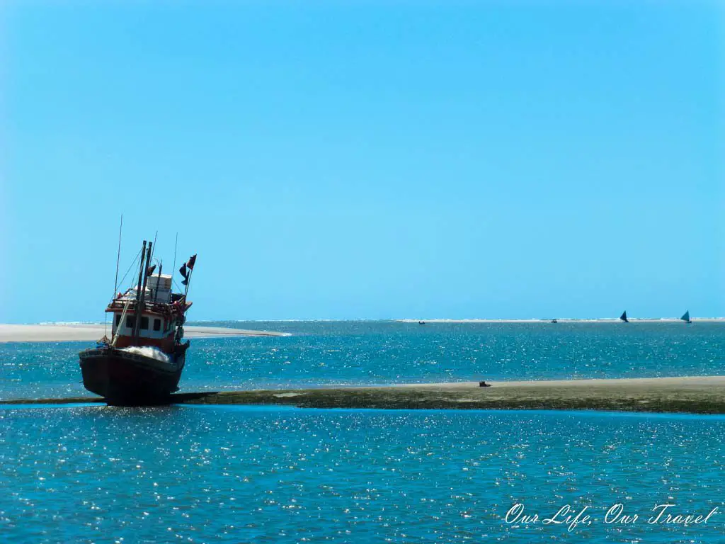 The port of Atins