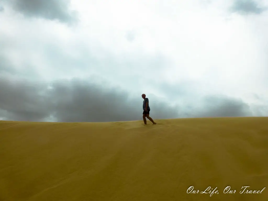 Karol enjoys his first steps in the desert