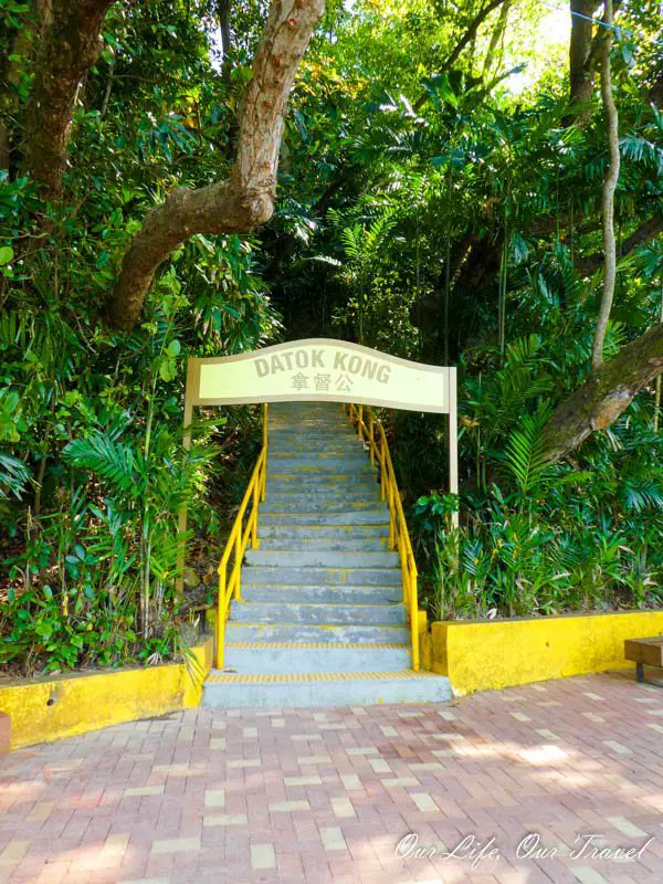 152 stairs leads to the highest point of Kusu