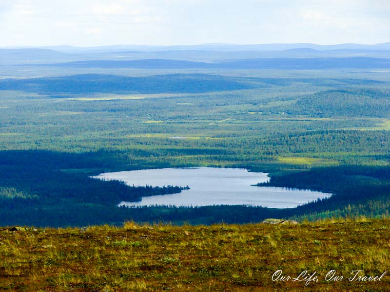fells and lakes in Pallas-Yllästunturi National Park