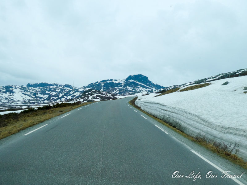 Jotunheimen Nemzeti Park és a leglátványosabb utak egyike Norvégiában